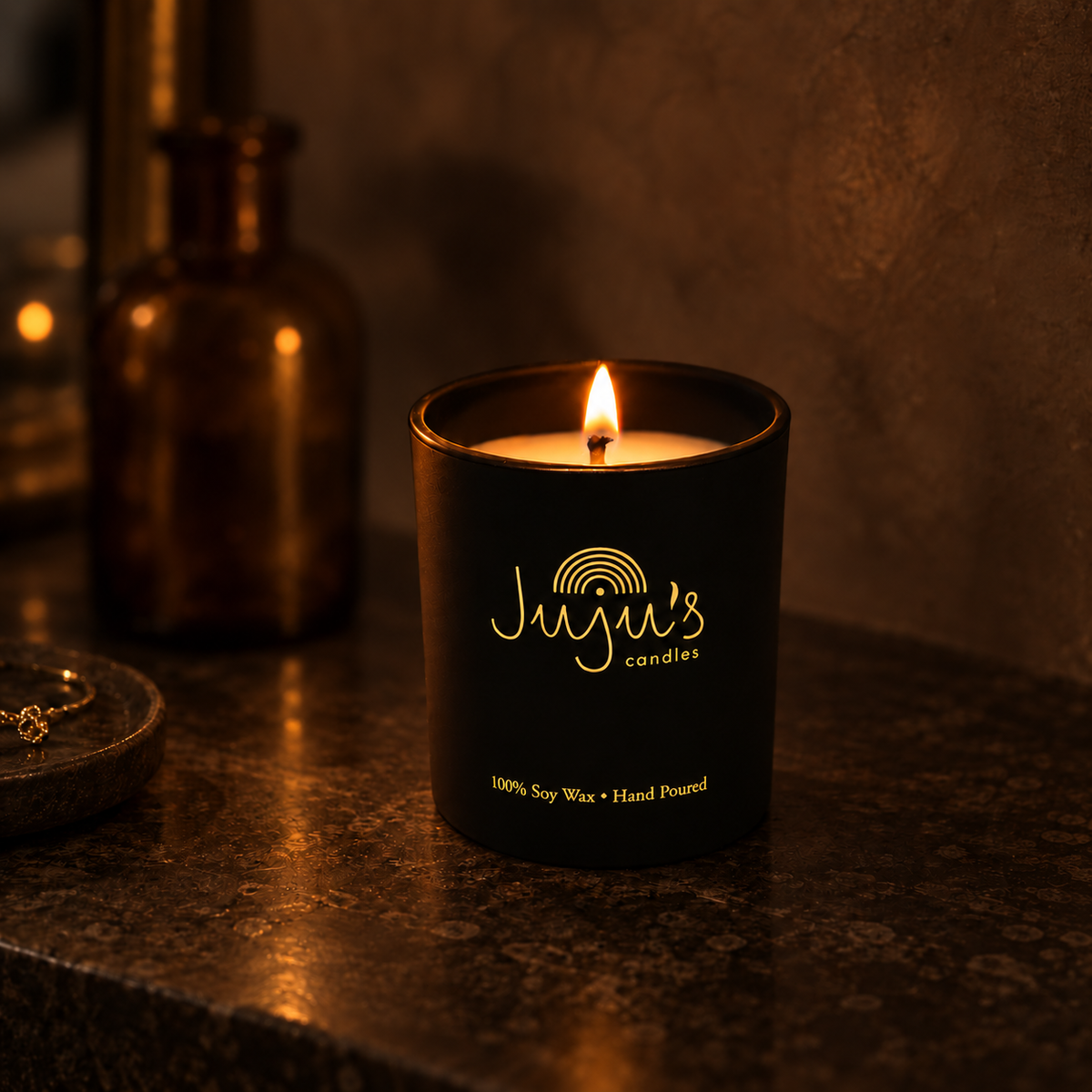 Ambered Vanille candle by Juju's Candles